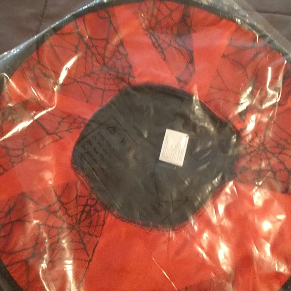 Red & Black Spiderweb Witch Hat New - Picture 5 of 6